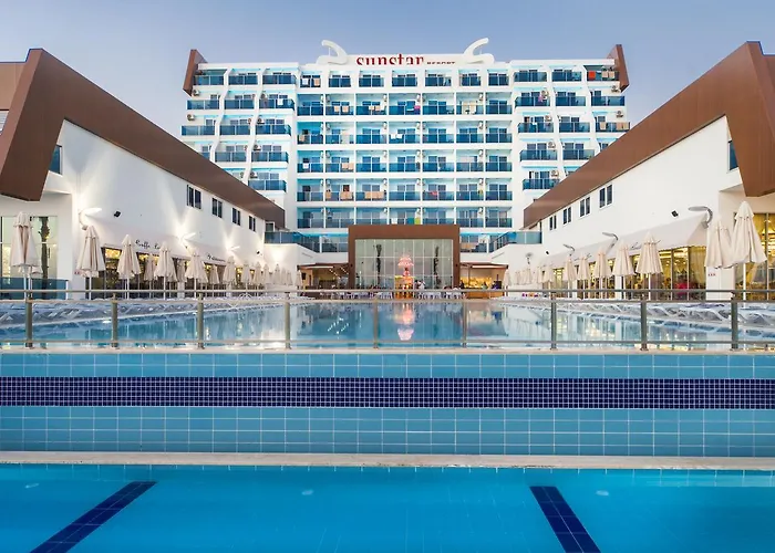 Sun Star Resort Hotel Аланія